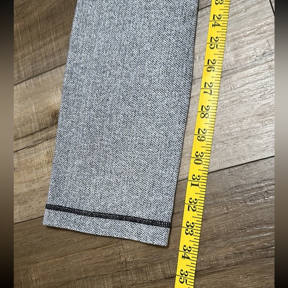 Lululemon Leggings- Long - Picture 5 of 6